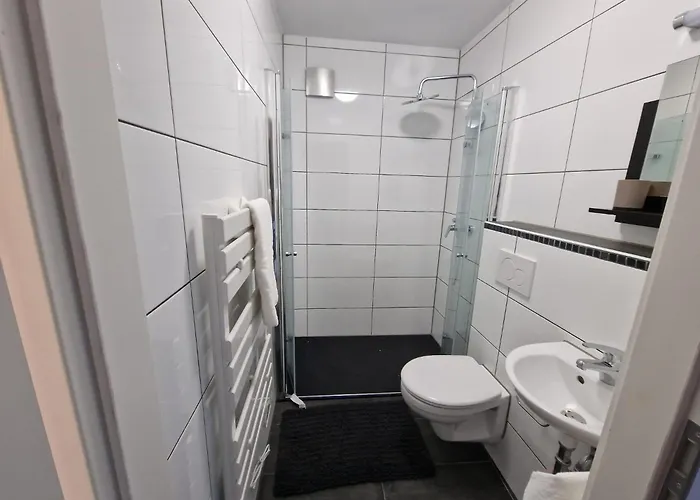 - Klein Aber Fein 朗道因德普法尔茨